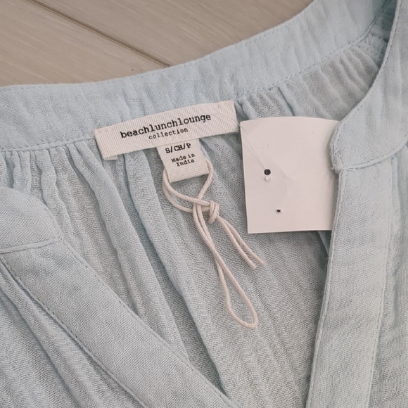 beachlunchlounge Light Blue Blouse - Picture 3 of 4